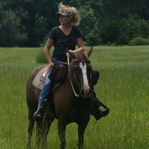 Meet your Posher, Lisa